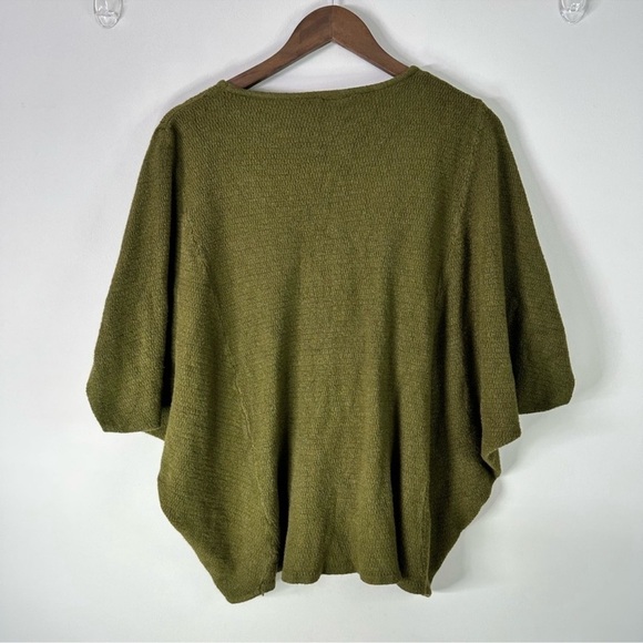 COCO+CARMEN Dolman Sweater in Olive Green One Size Oversized Fitted 3/4 Sleeve - Picture 2 of 5